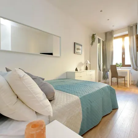 Apartment Vatican Elite